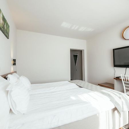 Riviera By Queens Hotel And Resort Gura Vaii Luaran gambar
