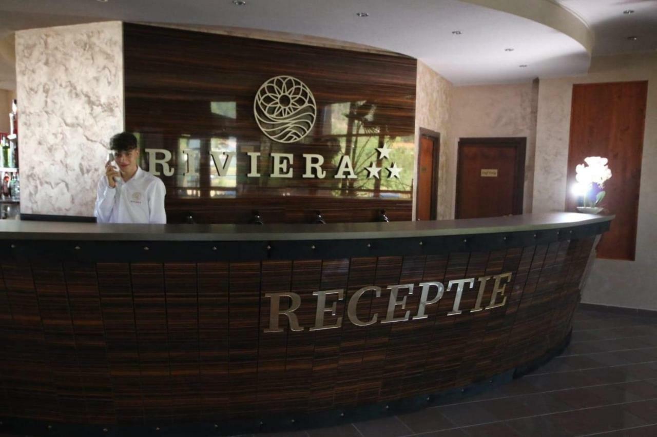 Riviera By Queens Hotel And Resort Gura Vaii Luaran gambar